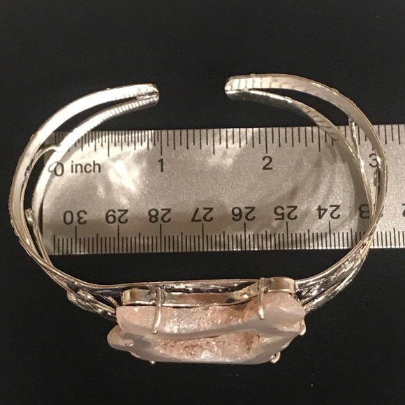 Druzy Cuff - Picture 5 of 6